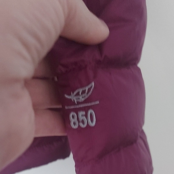 L.L. Bean Women's Purple Jacket 850 Down Filled Puffer Zip Pockets Size Small - Picture 3 of 10